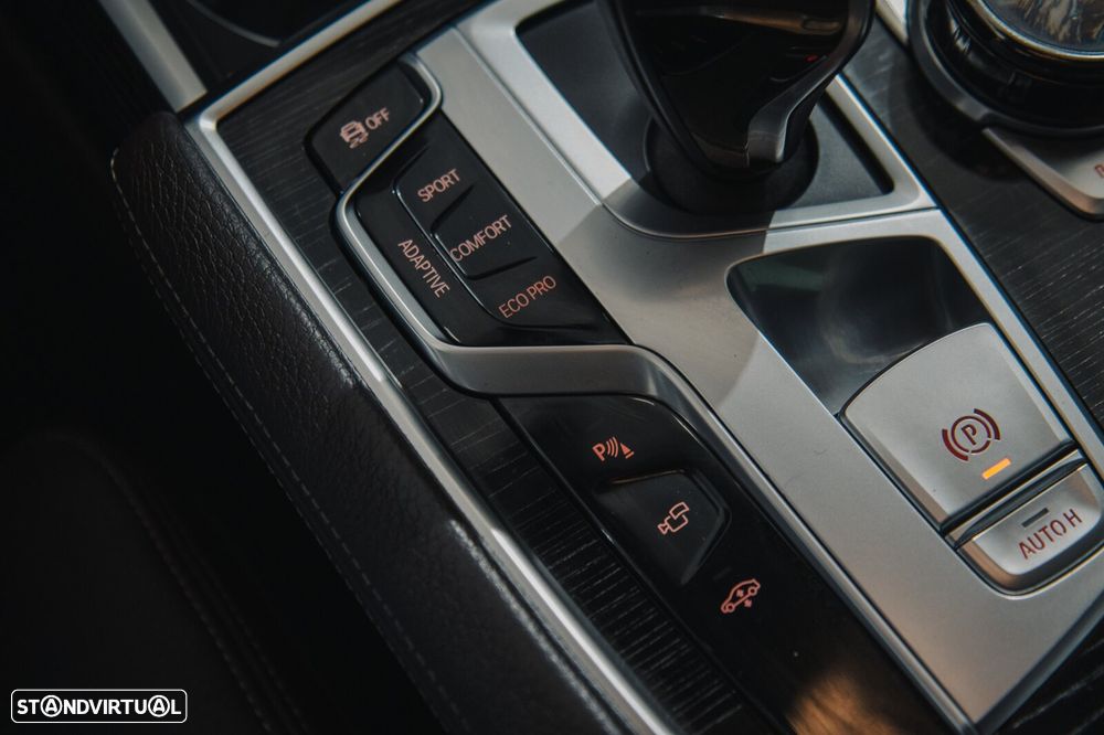 BMW 730 d Pack M - 18