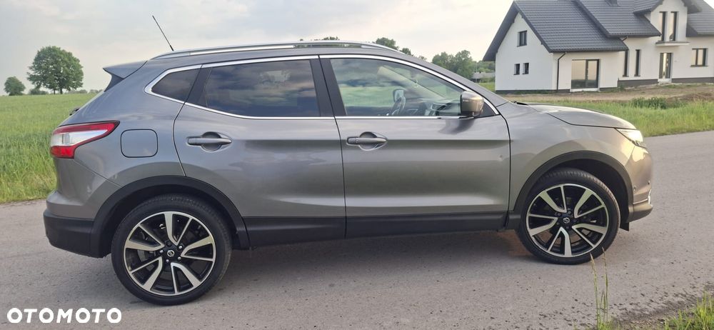Nissan Qashqai - 2