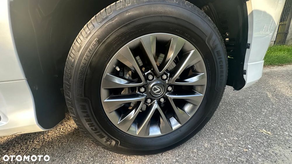 Lexus GX - 11