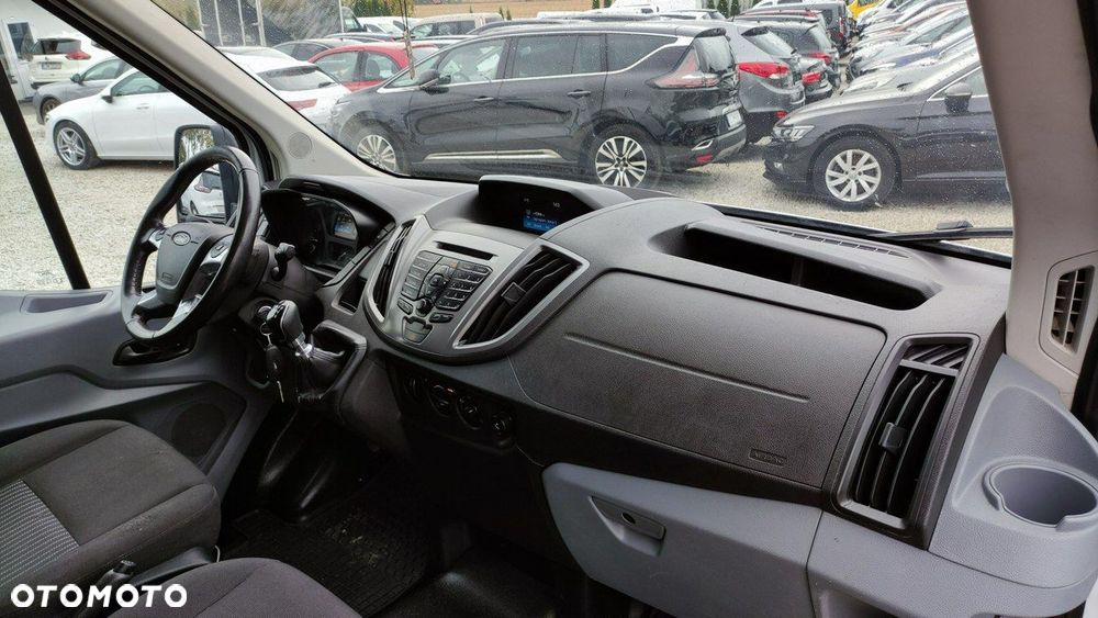 Ford Transit - 23