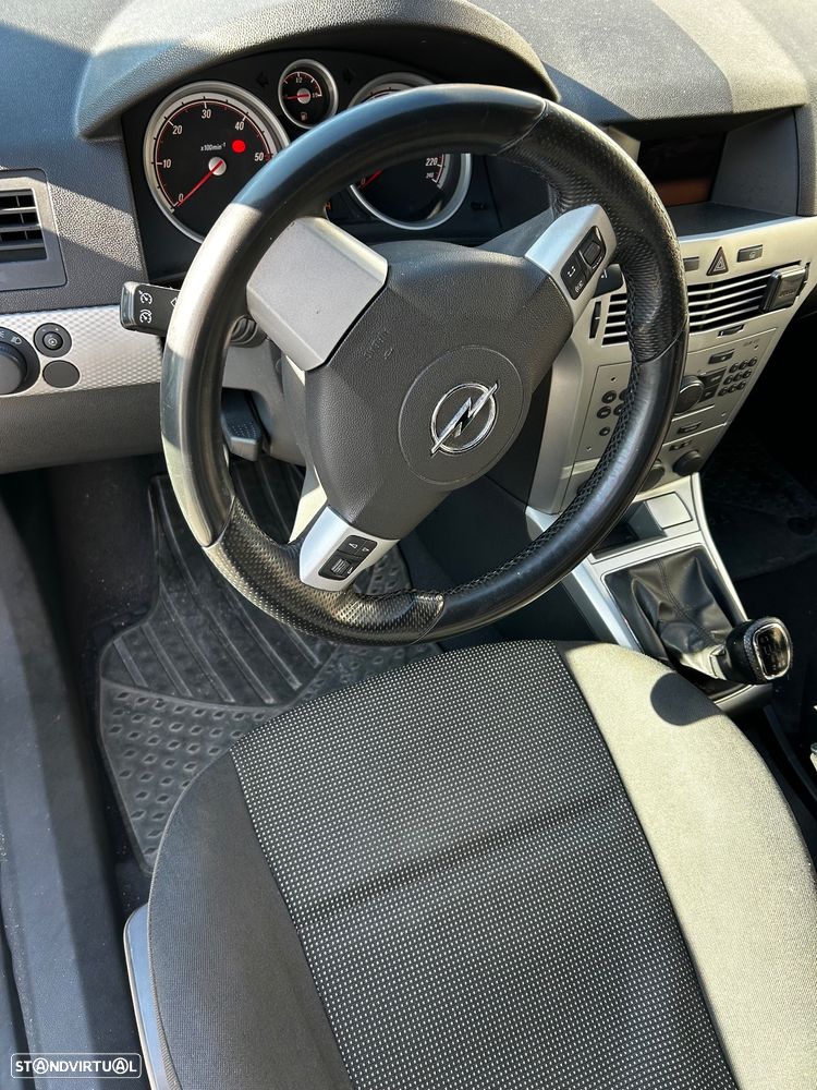 Opel Astra GTC 1.3 CDTI - 5