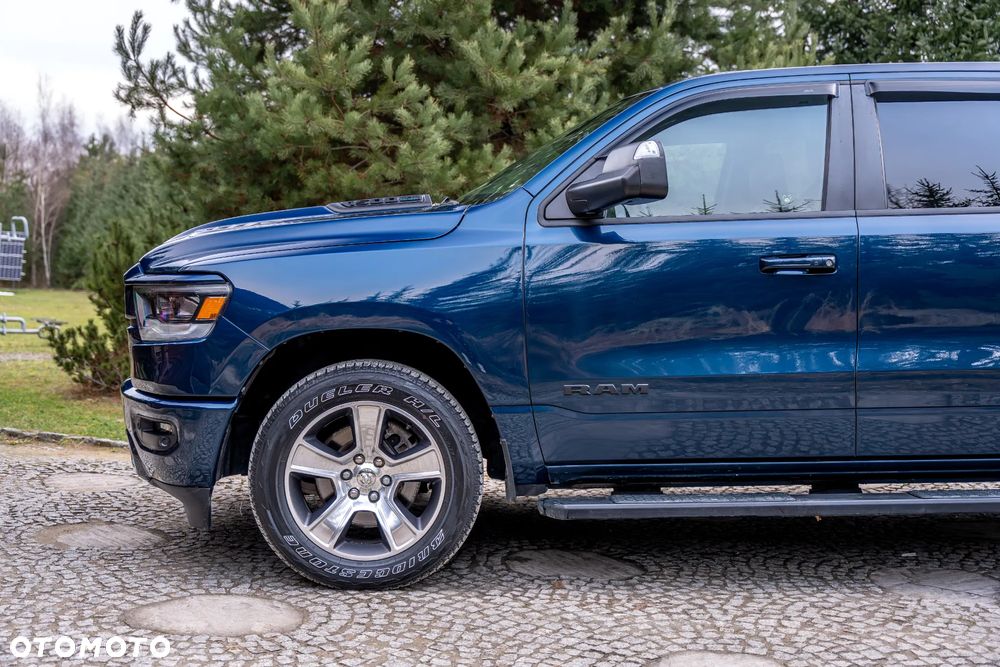 Dodge RAM 5.7 4x4 - 9