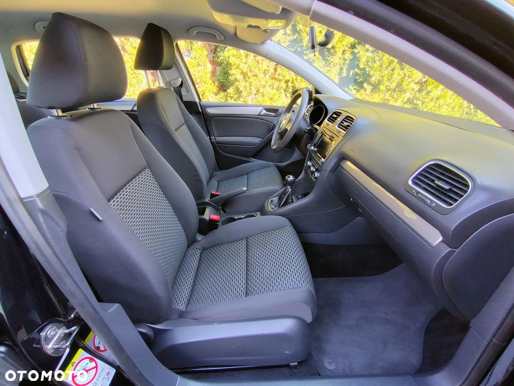 Volkswagen Golf - 18
