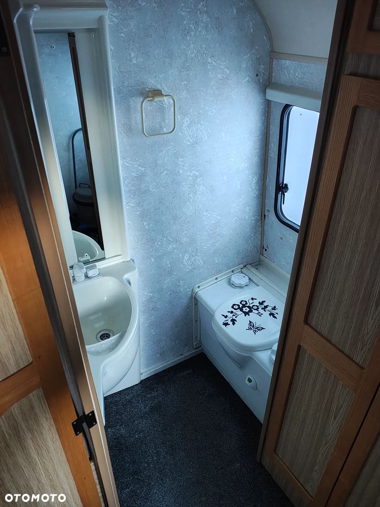 Elddis Crown Sovereign - 27