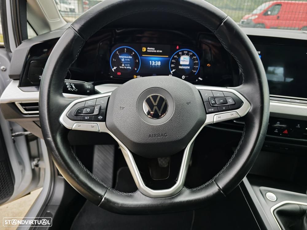 VW Golf Variant 2.0 TDi Conceptline - 15