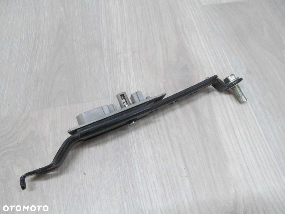 NISSAN CABSTAR MAXITY NT400 REGULACJA WYSOKOSCI PASA BEZPIECZENSTWA 07-15 - 2