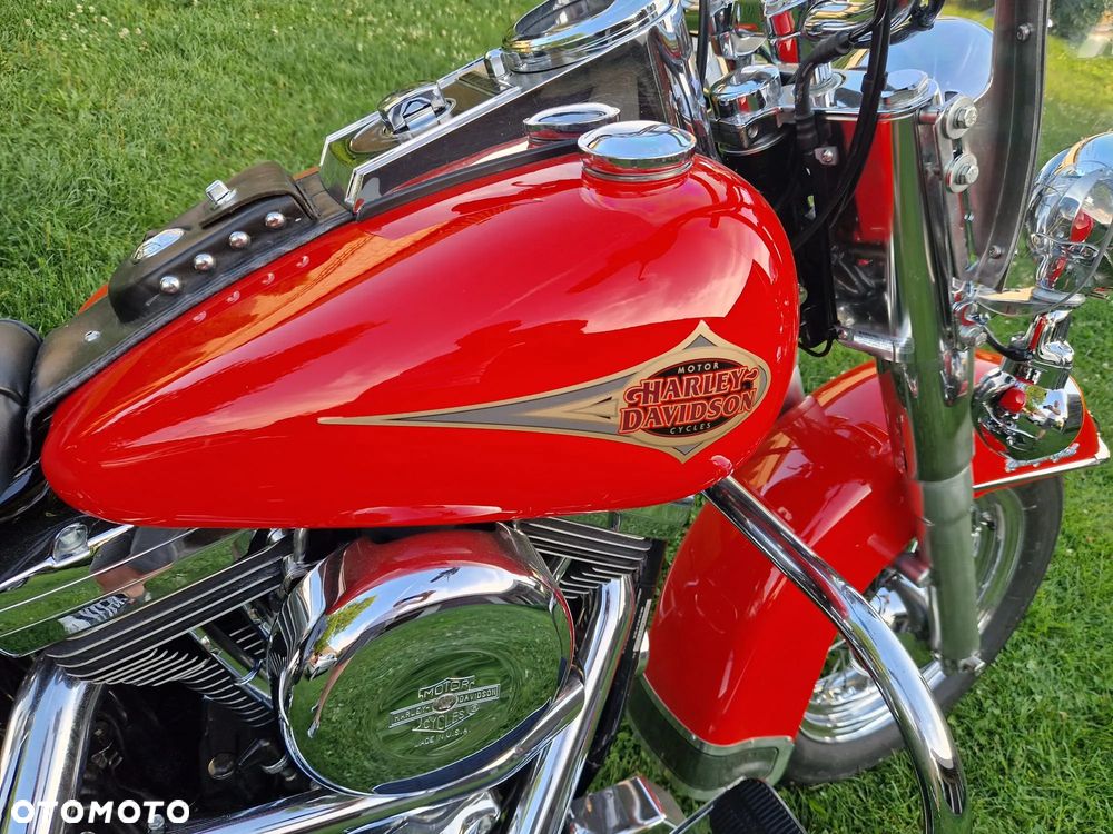 Harley-Davidson Softail Heritage Classic - 25