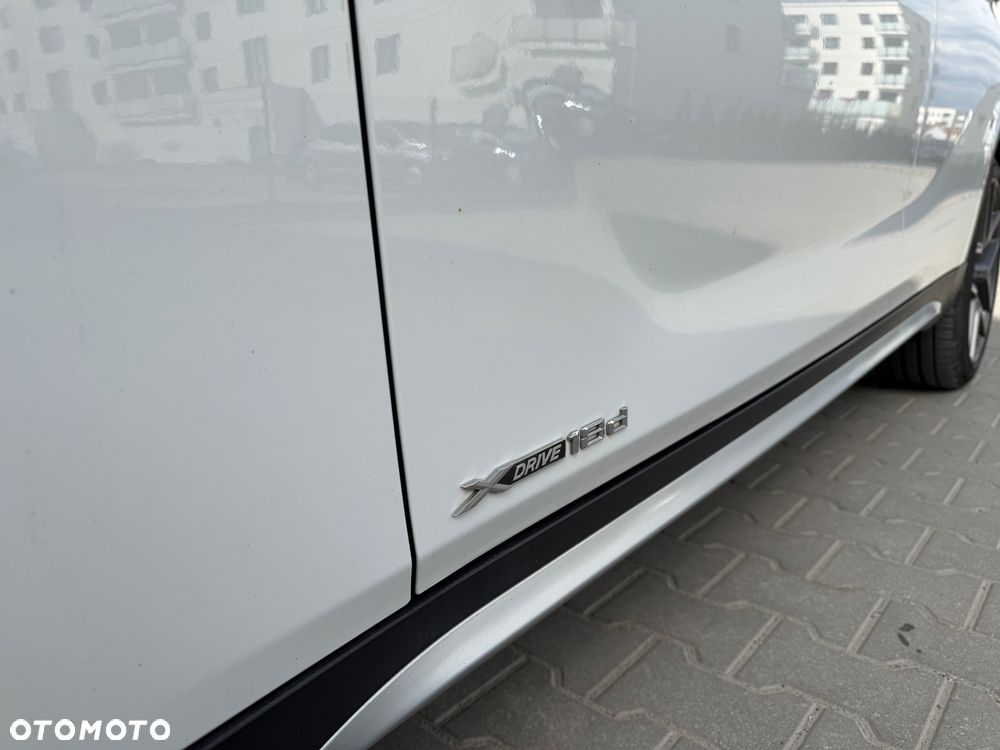 BMW X1 xDrive18d xLine - 23