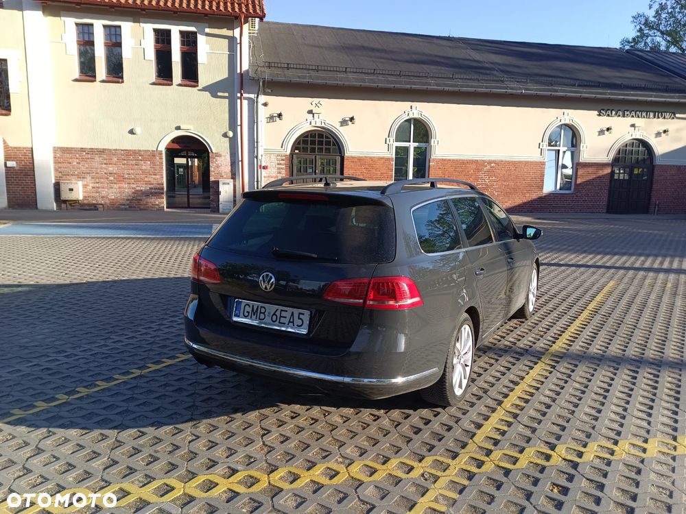 Volkswagen Passat 2.0 TDI DPF DSG Highline - 5