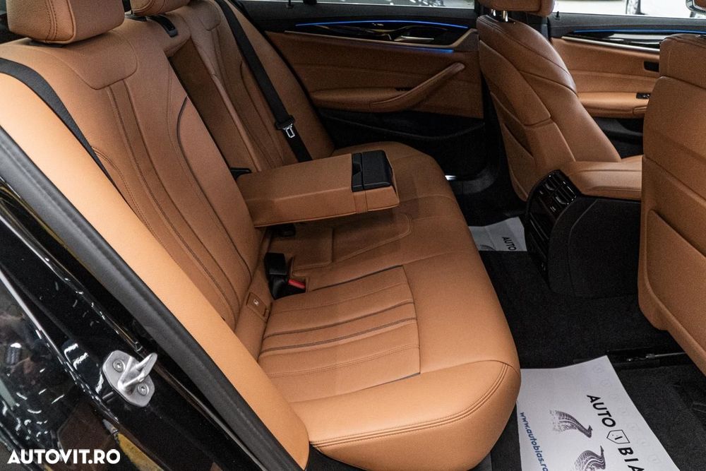 BMW Seria 5 530e Aut. Luxury Line - 9