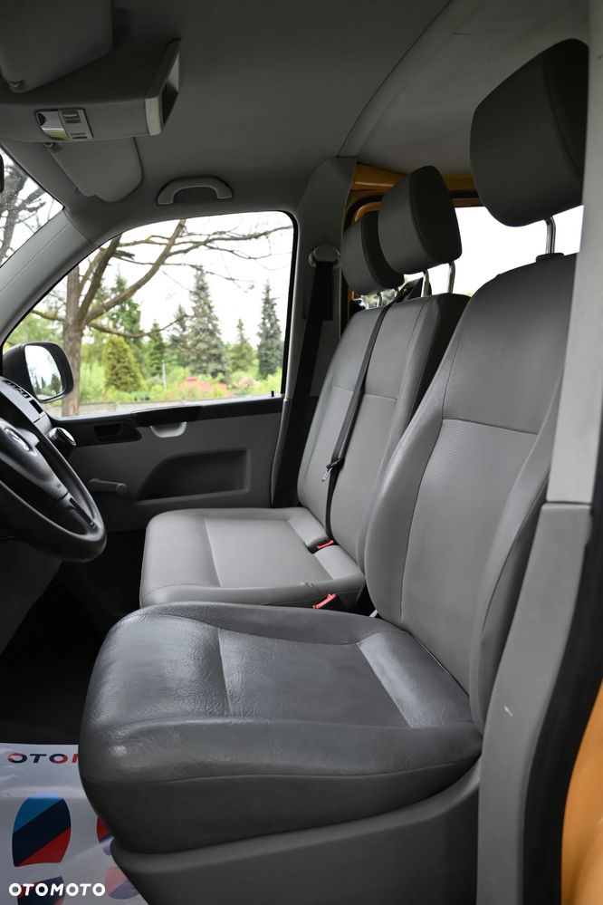 Volkswagen Transporter - 17
