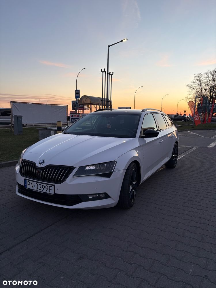Skoda Superb 2.0 TDI 4x4 Style DSG - 2