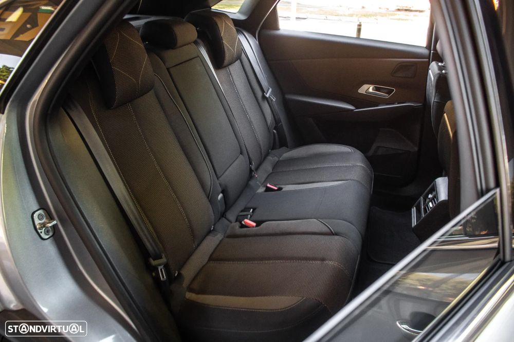 DS DS7 Crossback 1.5 BlueHDi So Chic EAT8 - 28