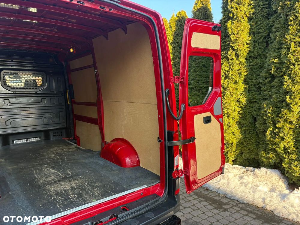 Volkswagen CRAFTER - 17