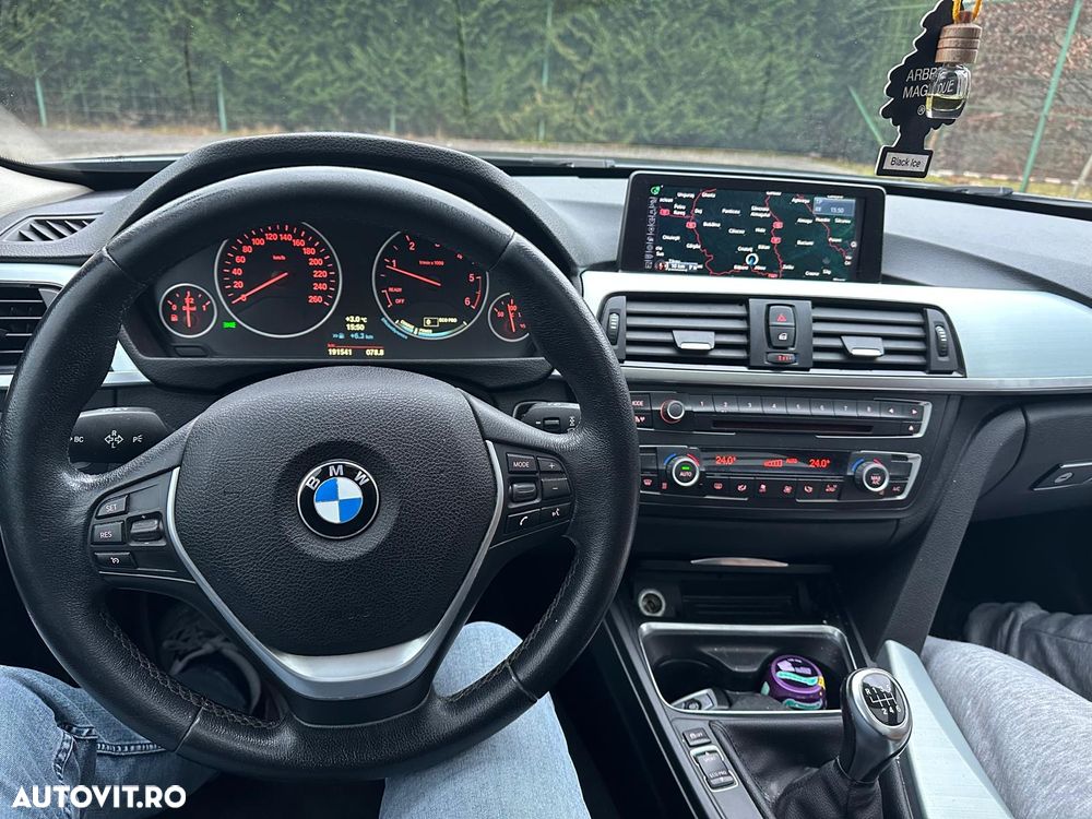 BMW Seria 3 320d Efficient Dynamic Edition Blue Performance Modern Line - 8