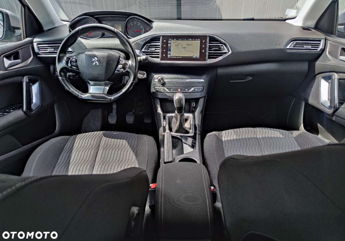 Peugeot 308 - 16