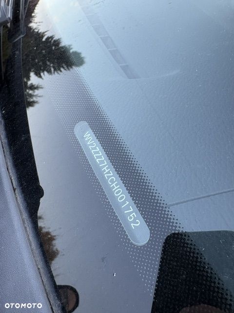 Volkswagen Multivan - 24