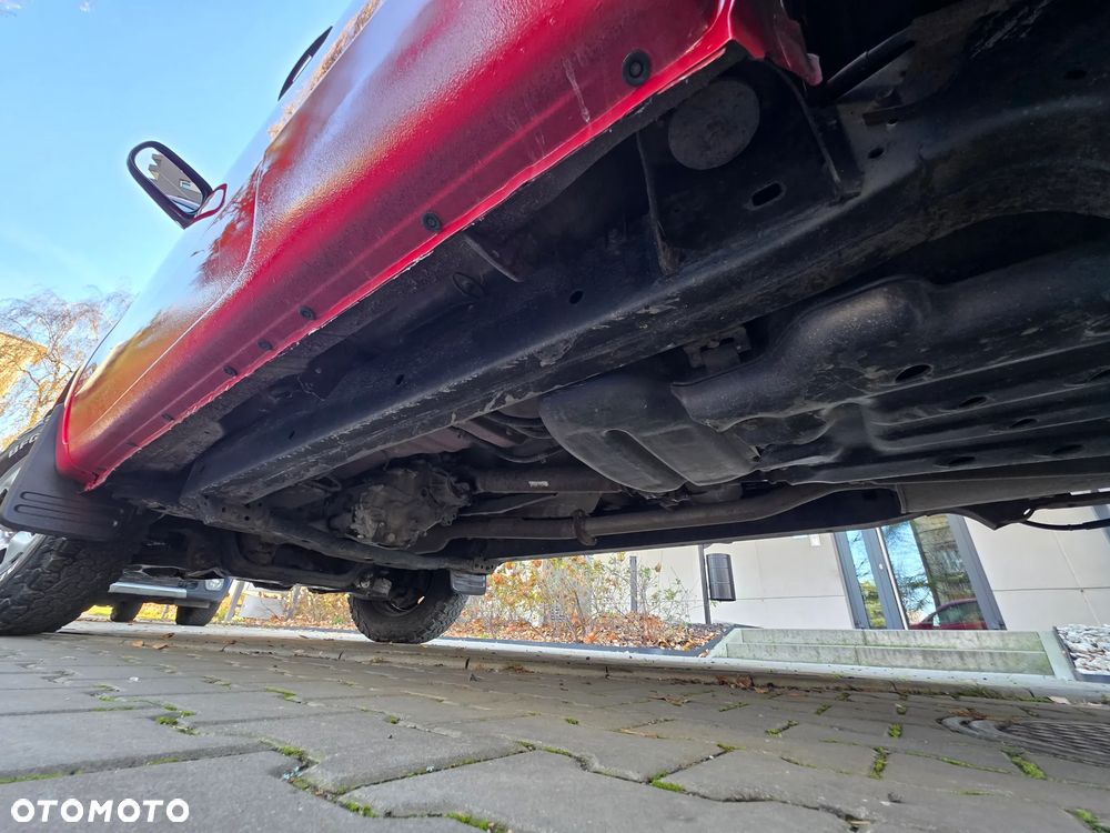 Toyota Hilux 2.5 D-4D DLX + 2os - 2