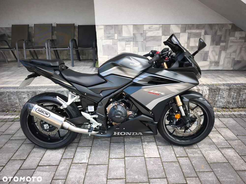 Honda CBR - 1
