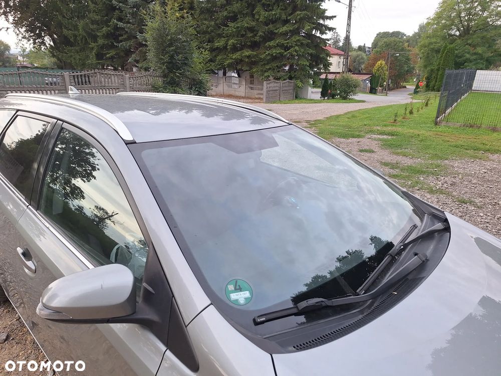 Toyota Auris - 14
