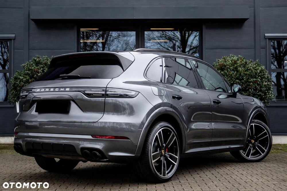 Porsche Cayenne Tiptronic S - 4