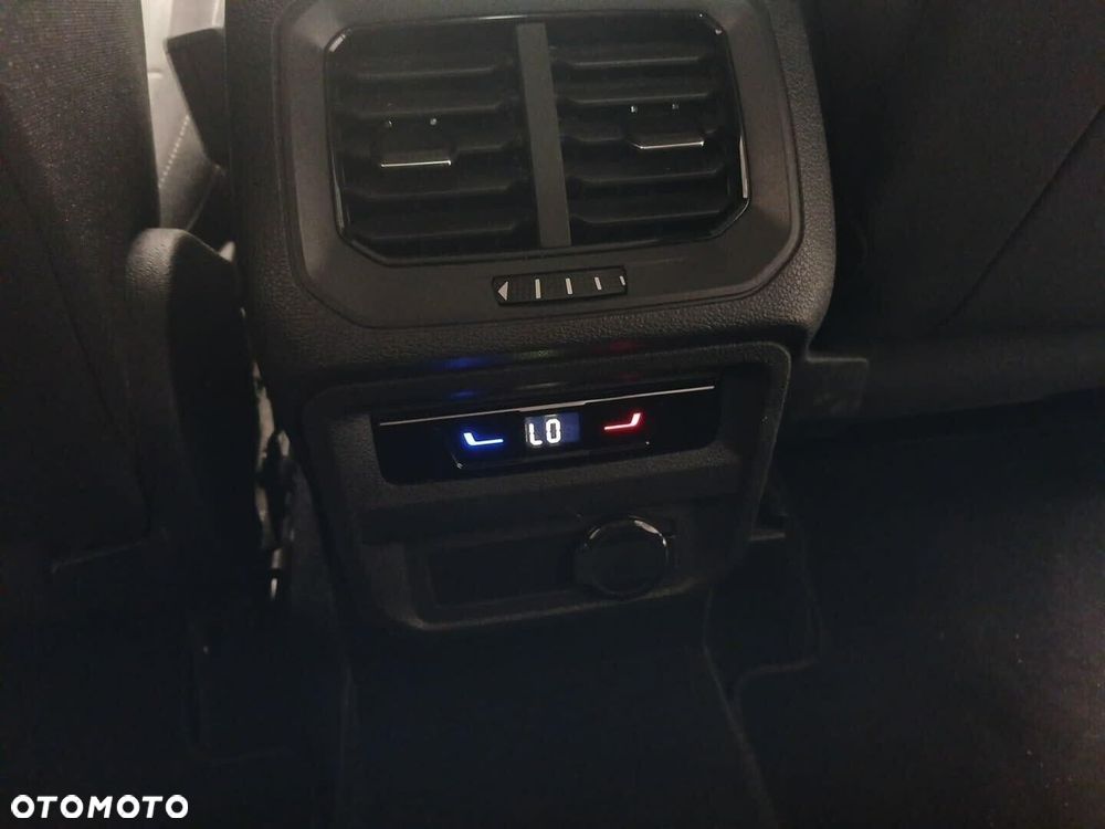 Volkswagen Tiguan - 35