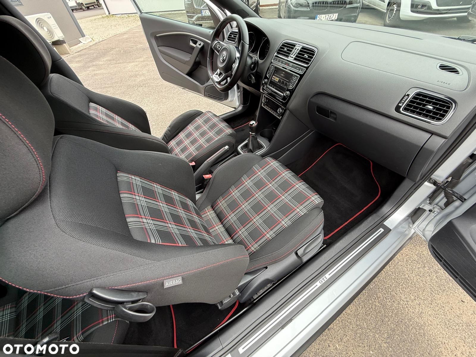 Volkswagen Polo 1.8 TSI (Blue Motion Technology) GTI - 6
