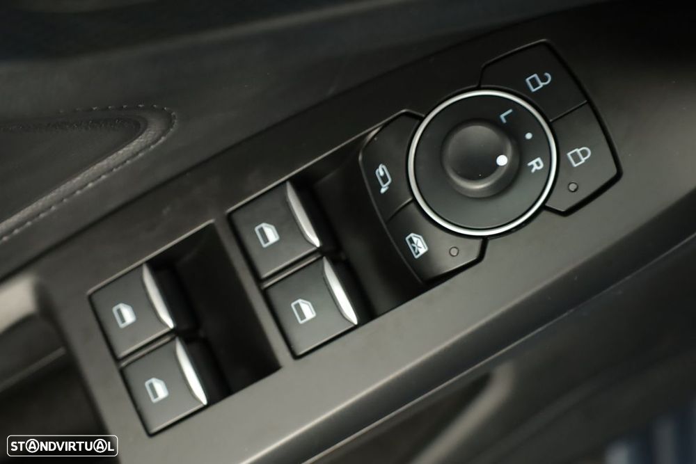 Ford Focus 1.0 EcoBoost MHEV ST-Line X - 20