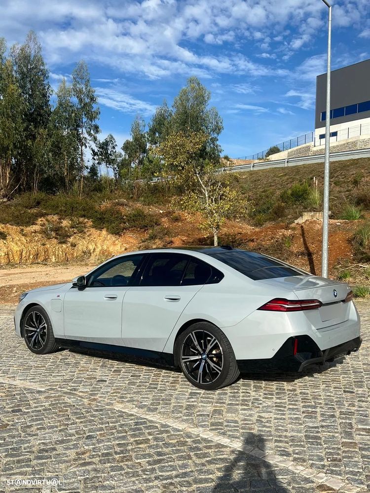 BMW 530 e Pack Desportivo M Pro - 6