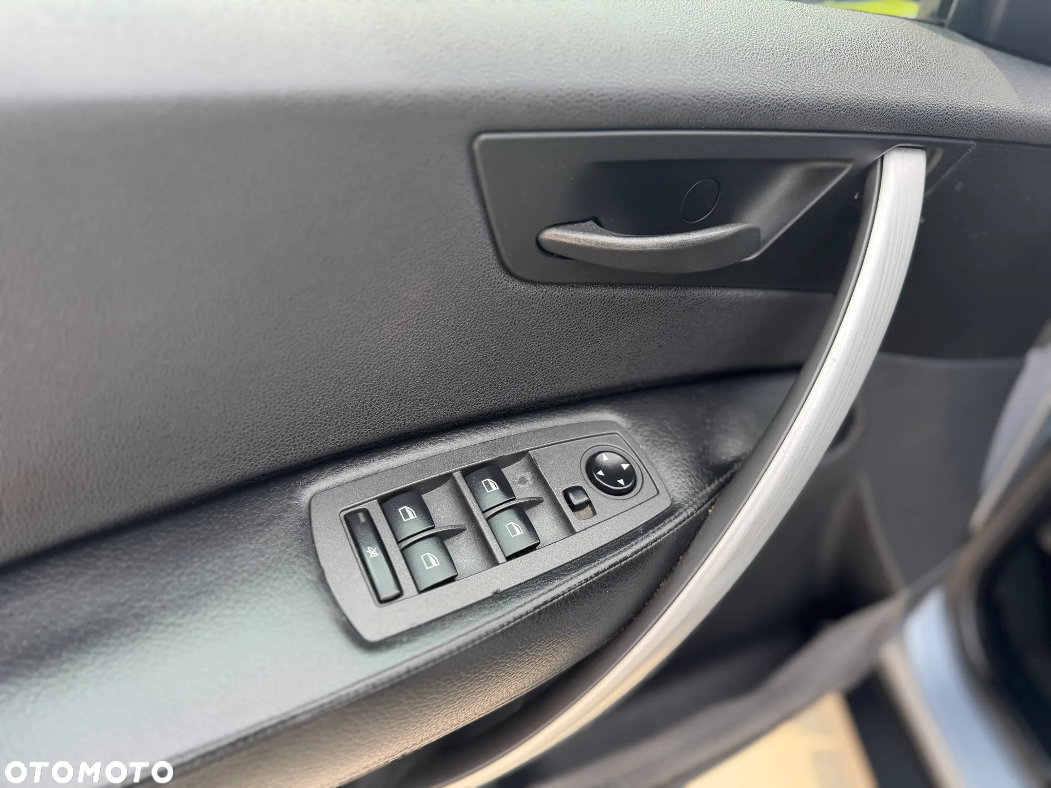 BMW X3 3.0i - 16