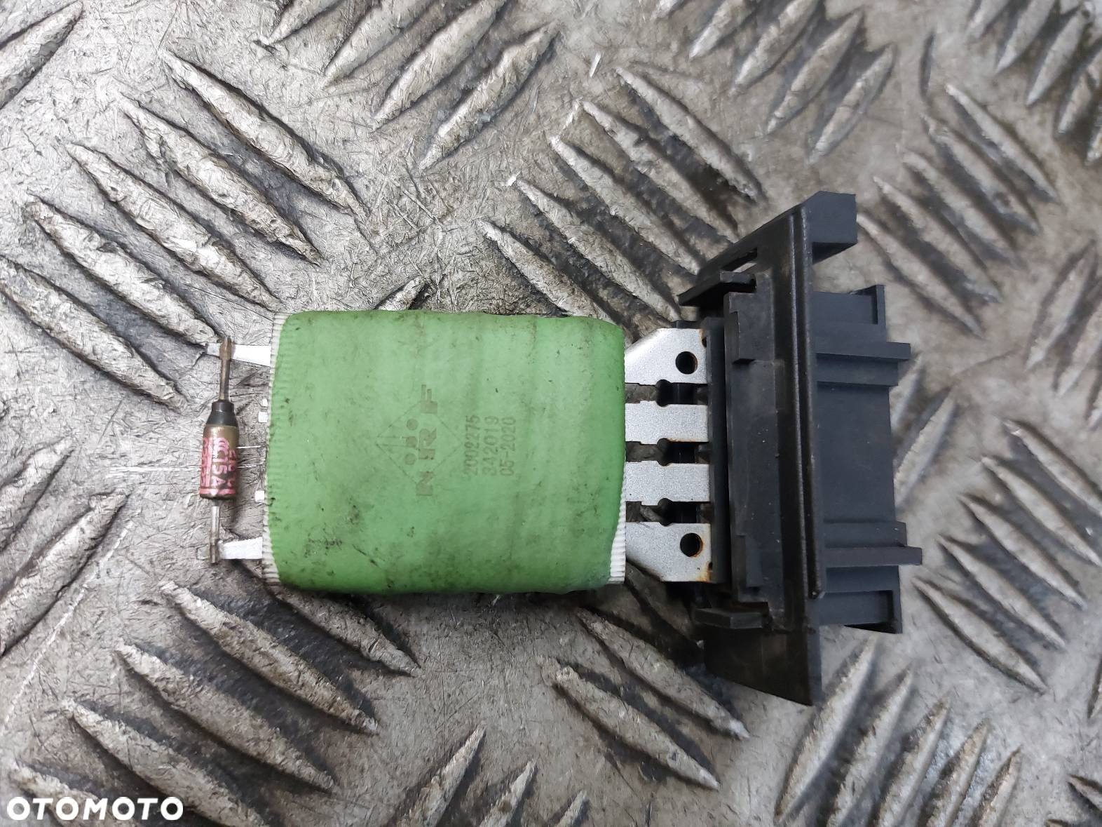 DMUCHAWA WENTYLATOR NAWIEWU + REZYSTOR VOLKSWAGEN LT 46 663329W - 4