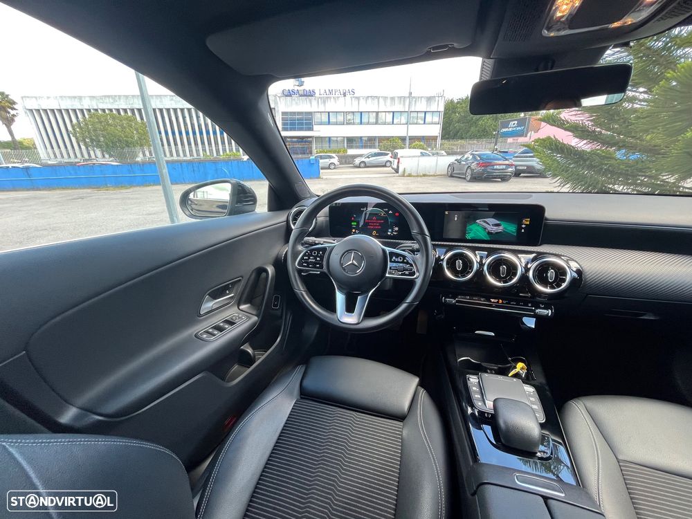 Mercedes-Benz CLA 250 e Shooting Brake Style Plus - 48