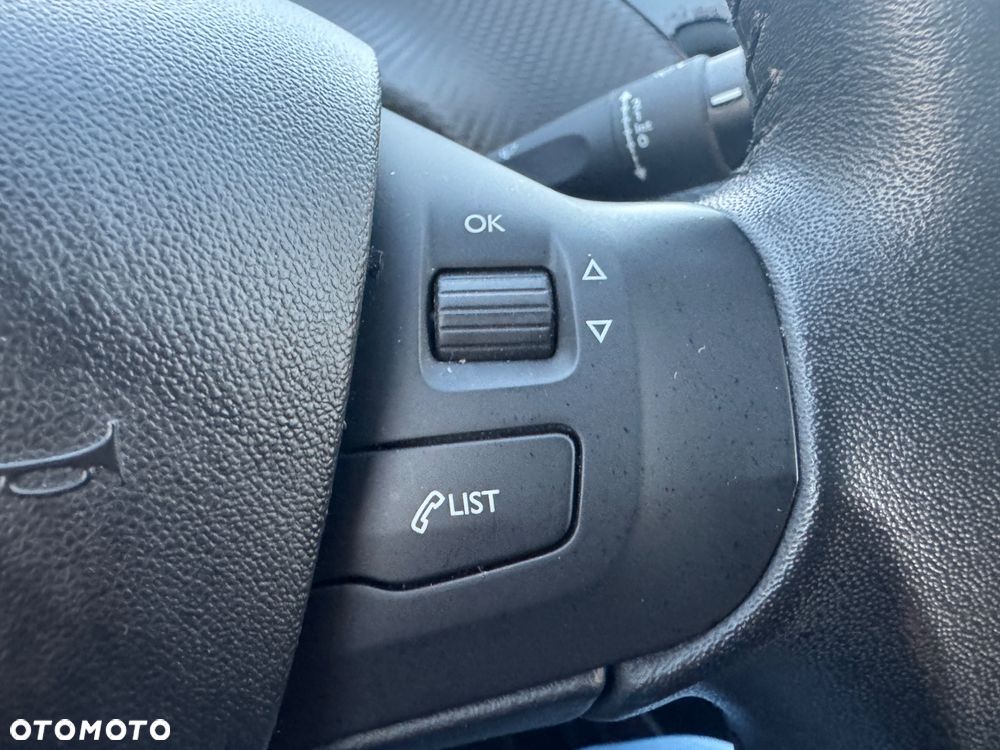 Peugeot 2008 PureTech 82 Urban Move - 18