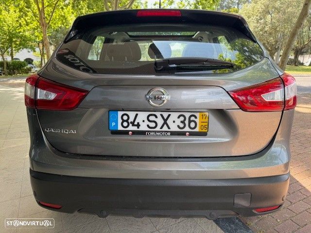 Nissan Qashqai 1.5 dCi N-Connecta - 4