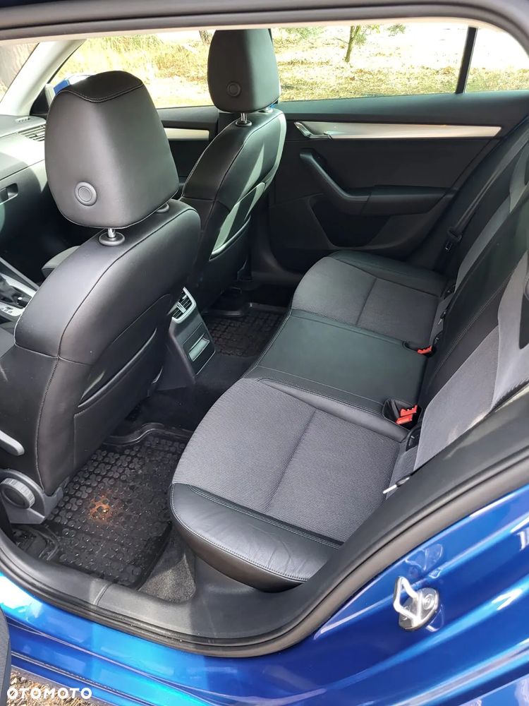 Skoda Octavia 1.6 TDI Ambition DSG - 13