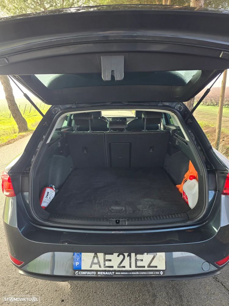 SEAT Leon ST 1.5 eTSI Xcellence DSG - 6