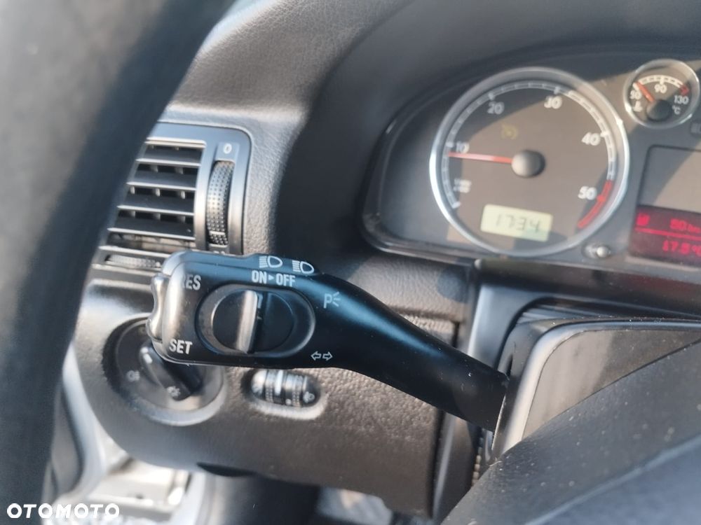 Volkswagen Passat 1.9 TDI - 24