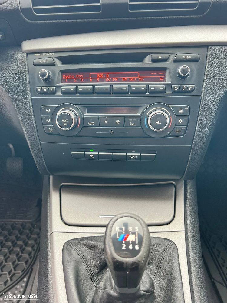 BMW 116 d Pack M - 16