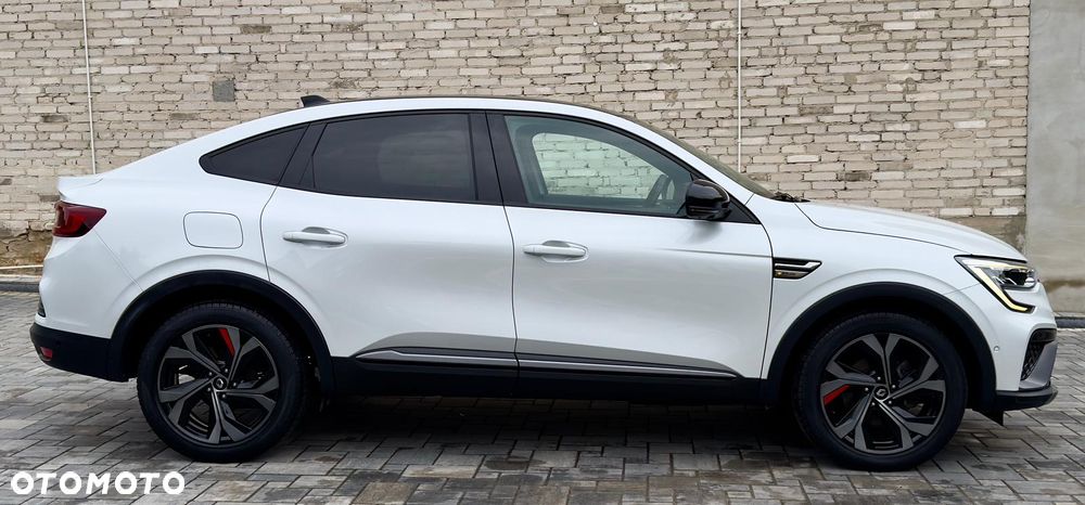 Renault Arkana 1.6 E-TECH R.S Line MMT - 4