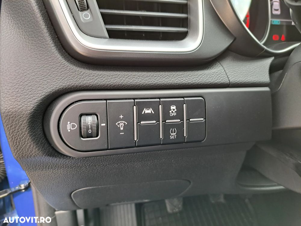 Kia XCeed 1.0 T-GDI 6MT City - 13