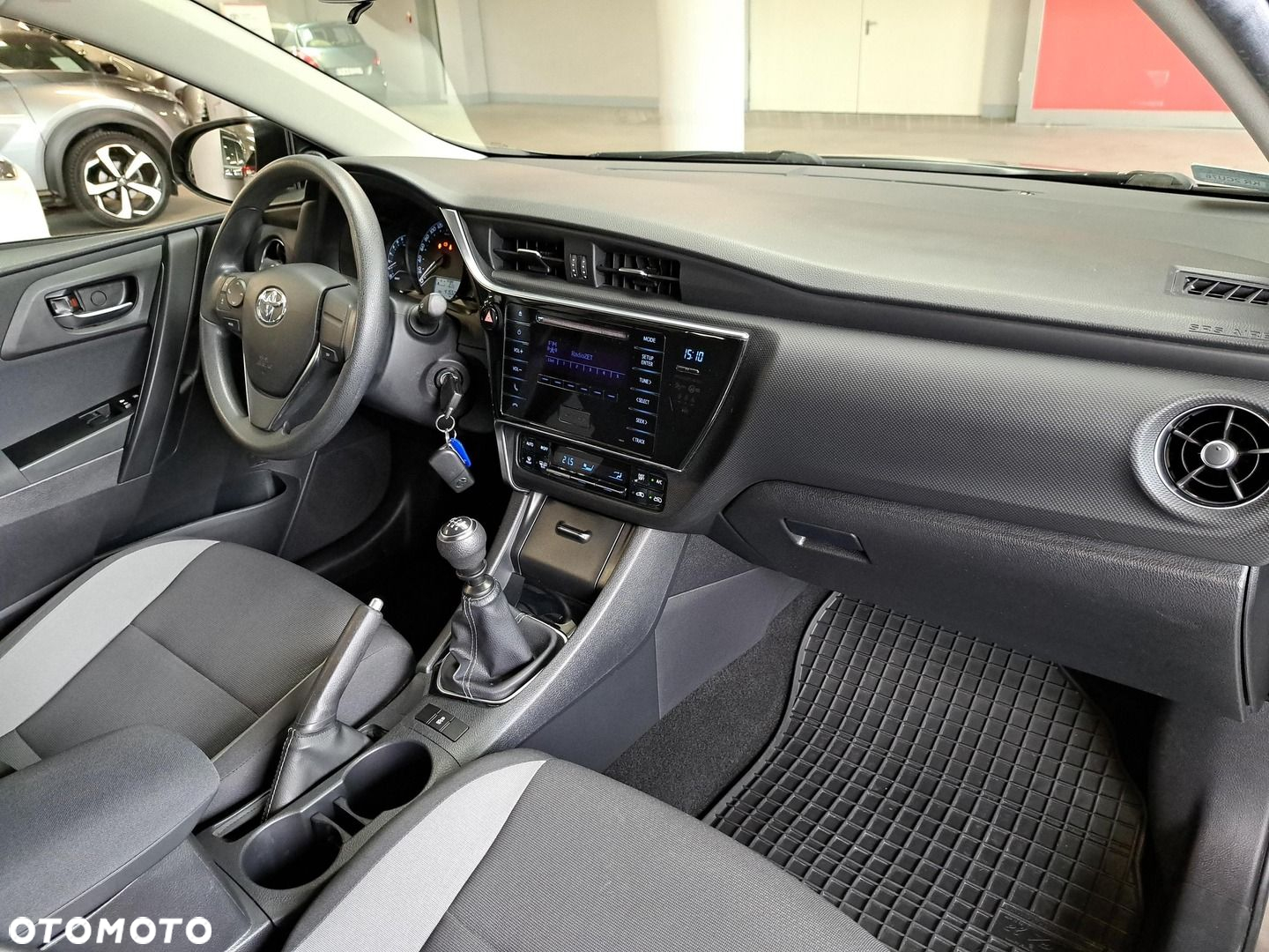 Toyota Auris 1.33 VVT-i Active - 14