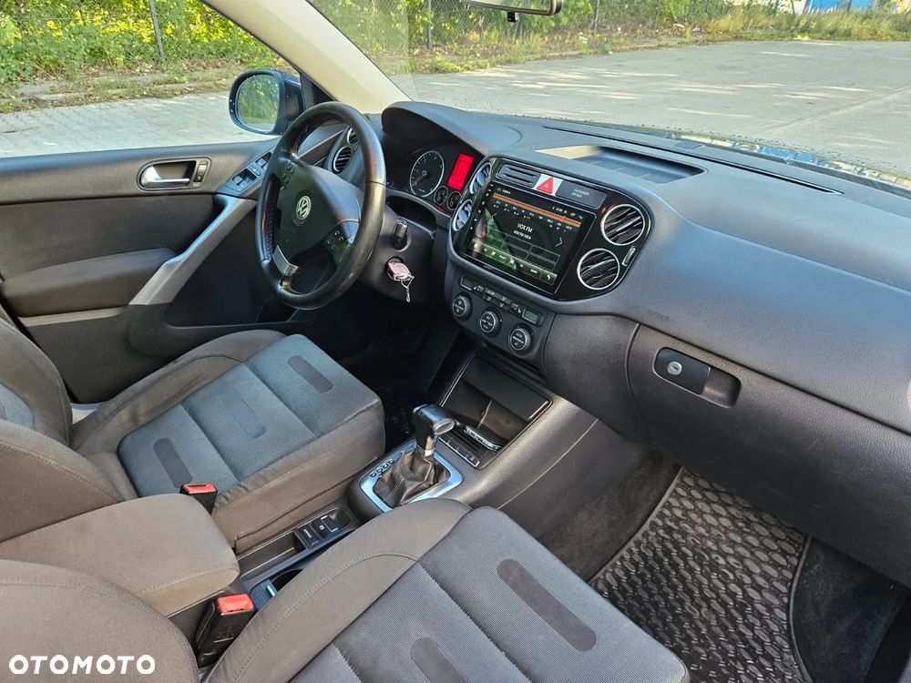 Volkswagen Tiguan 2.0 TDI 4Mot Sport DSG - 9