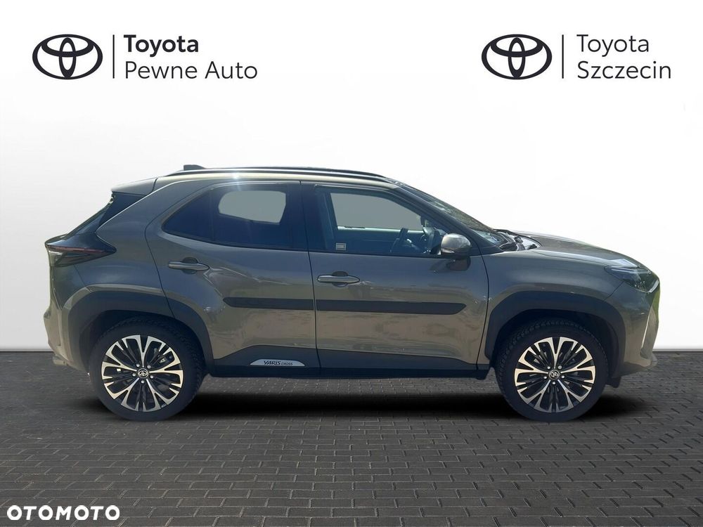 Toyota Yaris Cross Hybrid 1.5 Executive - 10