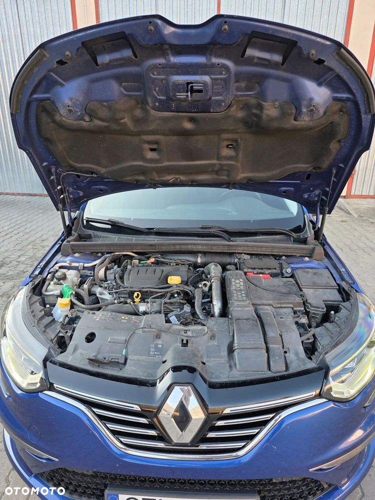 Renault Megane 1.6 dCi GT EDC - 8
