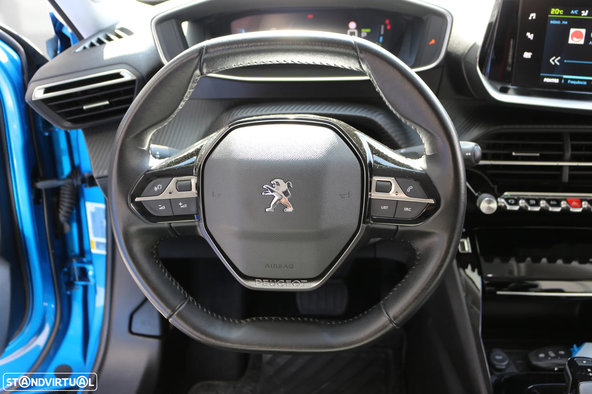 Peugeot e-2008 Allure+ - 14
