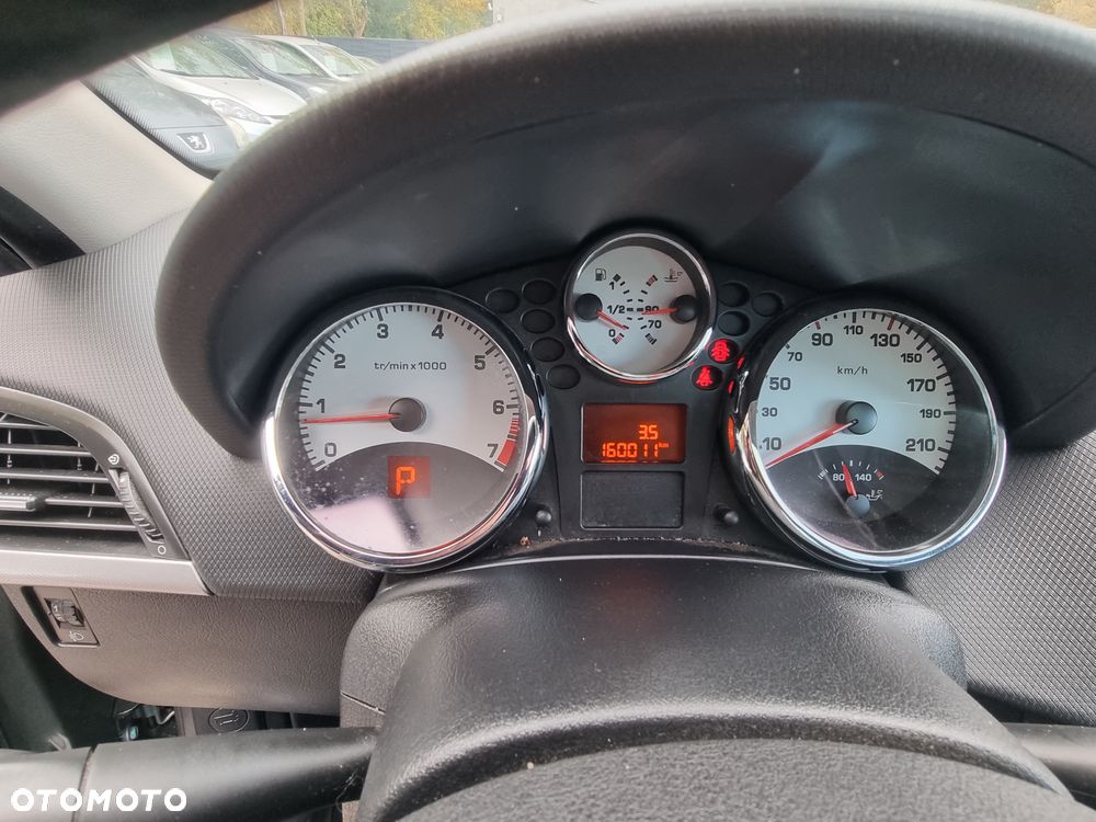 Peugeot 207 120 VTi Automatik Premium - 19