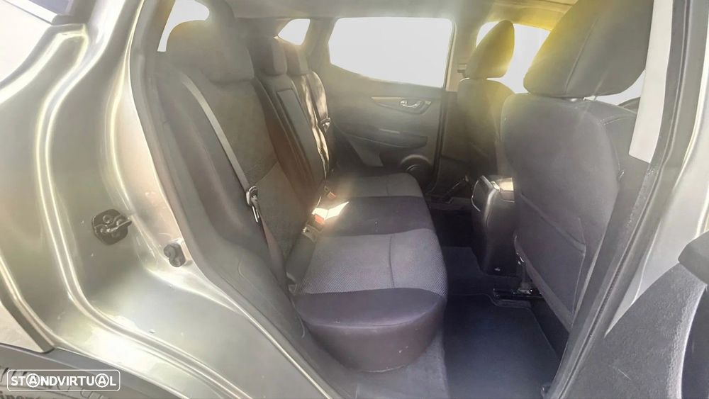 Nissan Qashqai 1.5 dCi Acenta - 17