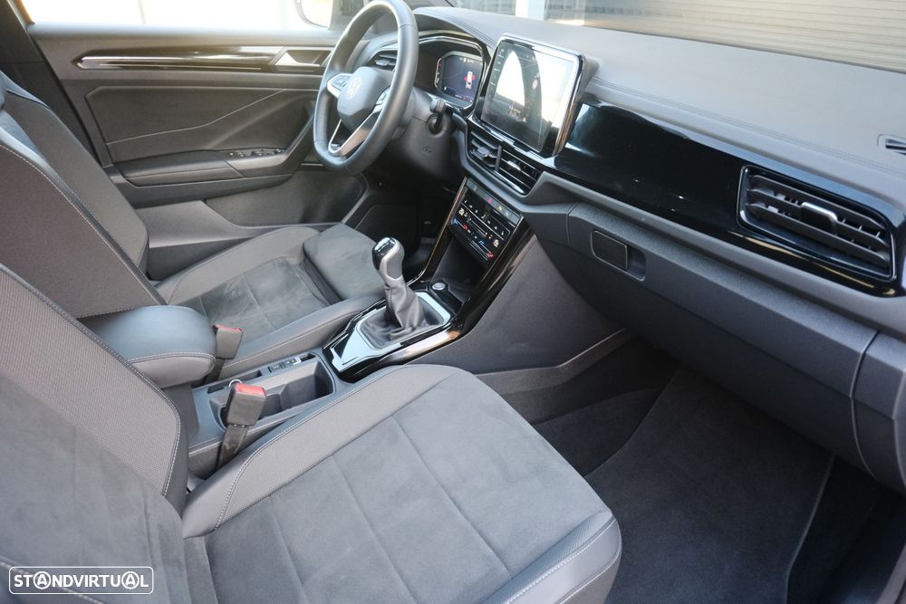 VW T-Roc 1.0 TSI Black Style - 12