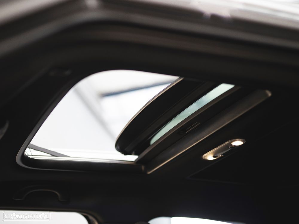 MINI Countryman Cooper SE ALL4 Auto - 23