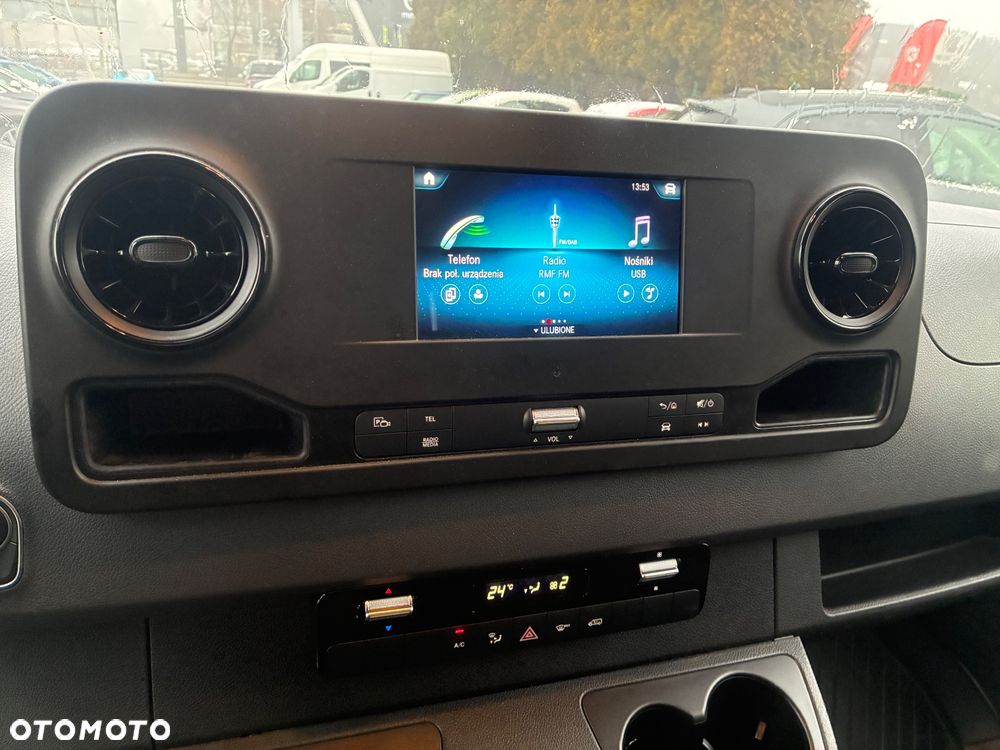 Mercedes-Benz SPRINTER - 10